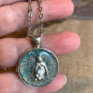 Penguin Resin layered Necklace 18” Chain NWOT